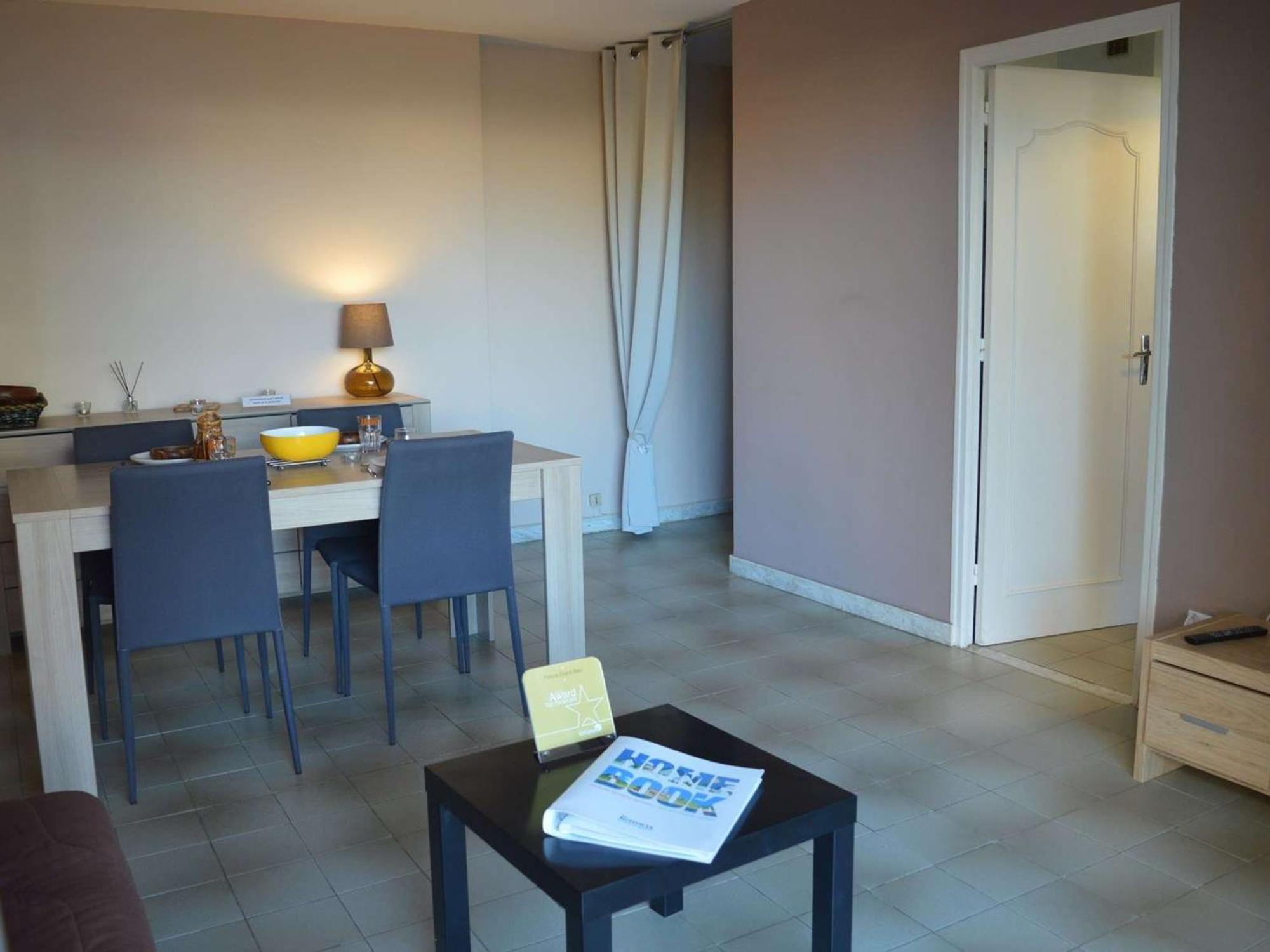 Mezzanine 4 Couchages A Avec Terrasse, Ascenseur, Lave-vaisselle Et Lave-linge - Fr-1-226b-27 Cavalaire-sur-Mer